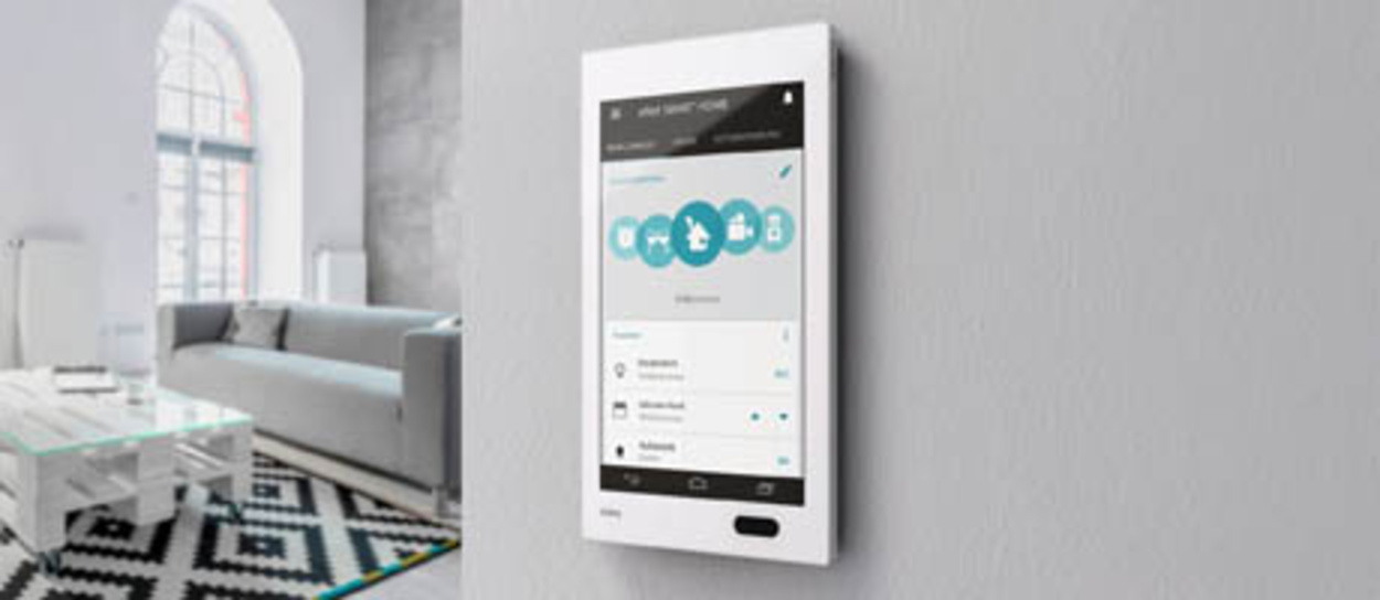 Bedienzentrale Gira G1 bei Elektro-Wiesener MD GmbH in Magdeburg