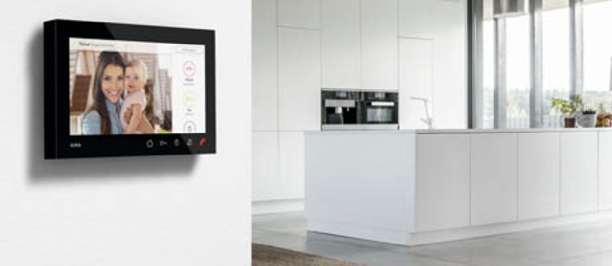 Gira Wohnungsstation bei Elektro-Wiesener MD GmbH in Magdeburg