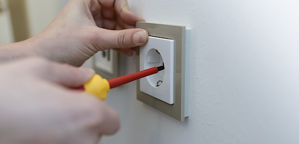 Elektro­installation bei Elektro-Wiesener MD GmbH in Magdeburg
