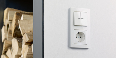 JUNG KNX Taster F 10 bei Elektro-Wiesener MD GmbH in Magdeburg