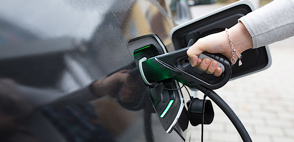 Elektro­mobilität bei Elektro-Wiesener MD GmbH in Magdeburg